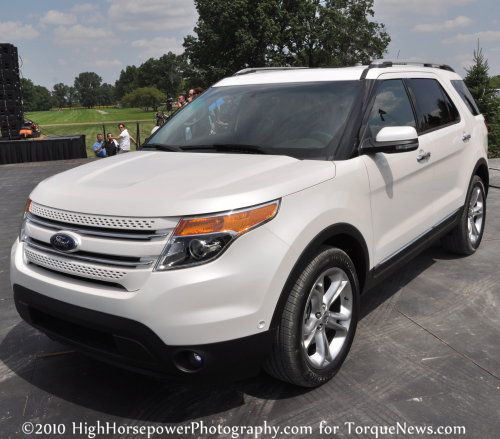 The 2011 Ford Explorer V6 offers 25mpg highway | Torque News